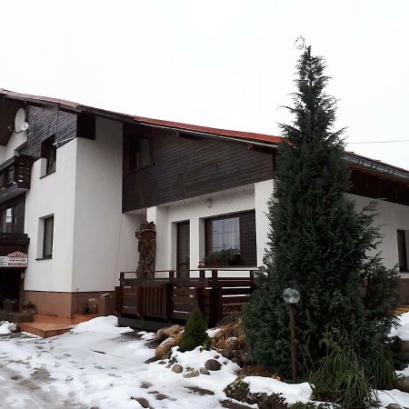 Privat - Melanie Appartement Vrchlabí Buitenkant foto