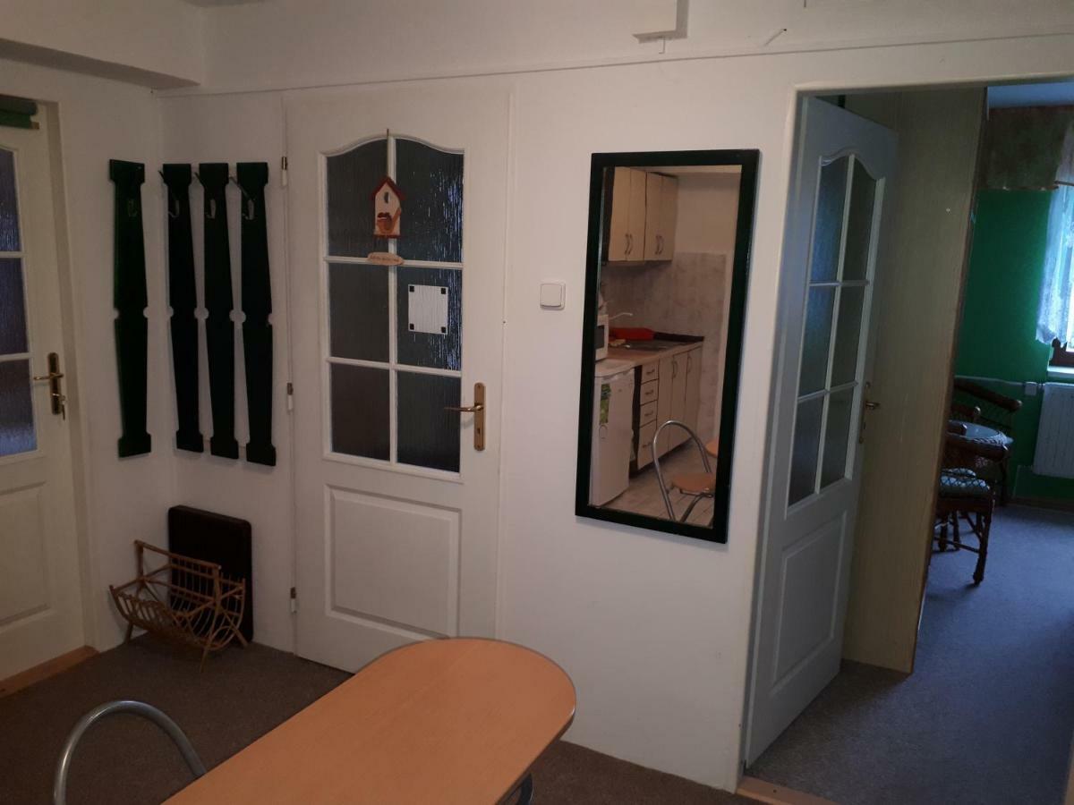 Privat - Melanie Appartement Vrchlabí Buitenkant foto