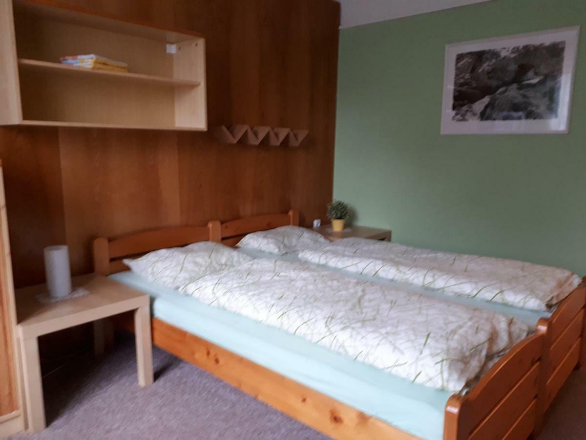 Privat - Melanie Appartement Vrchlabí Buitenkant foto