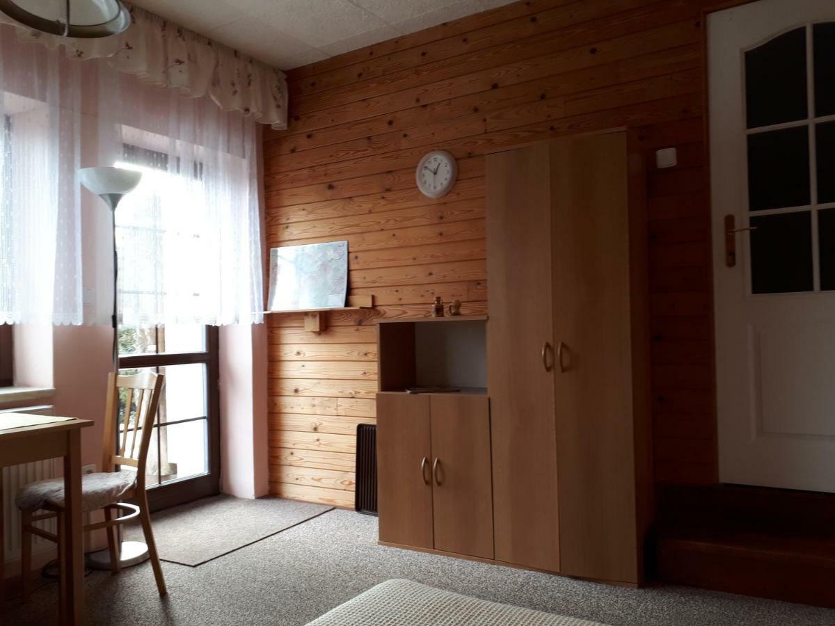 Privat - Melanie Appartement Vrchlabí Buitenkant foto