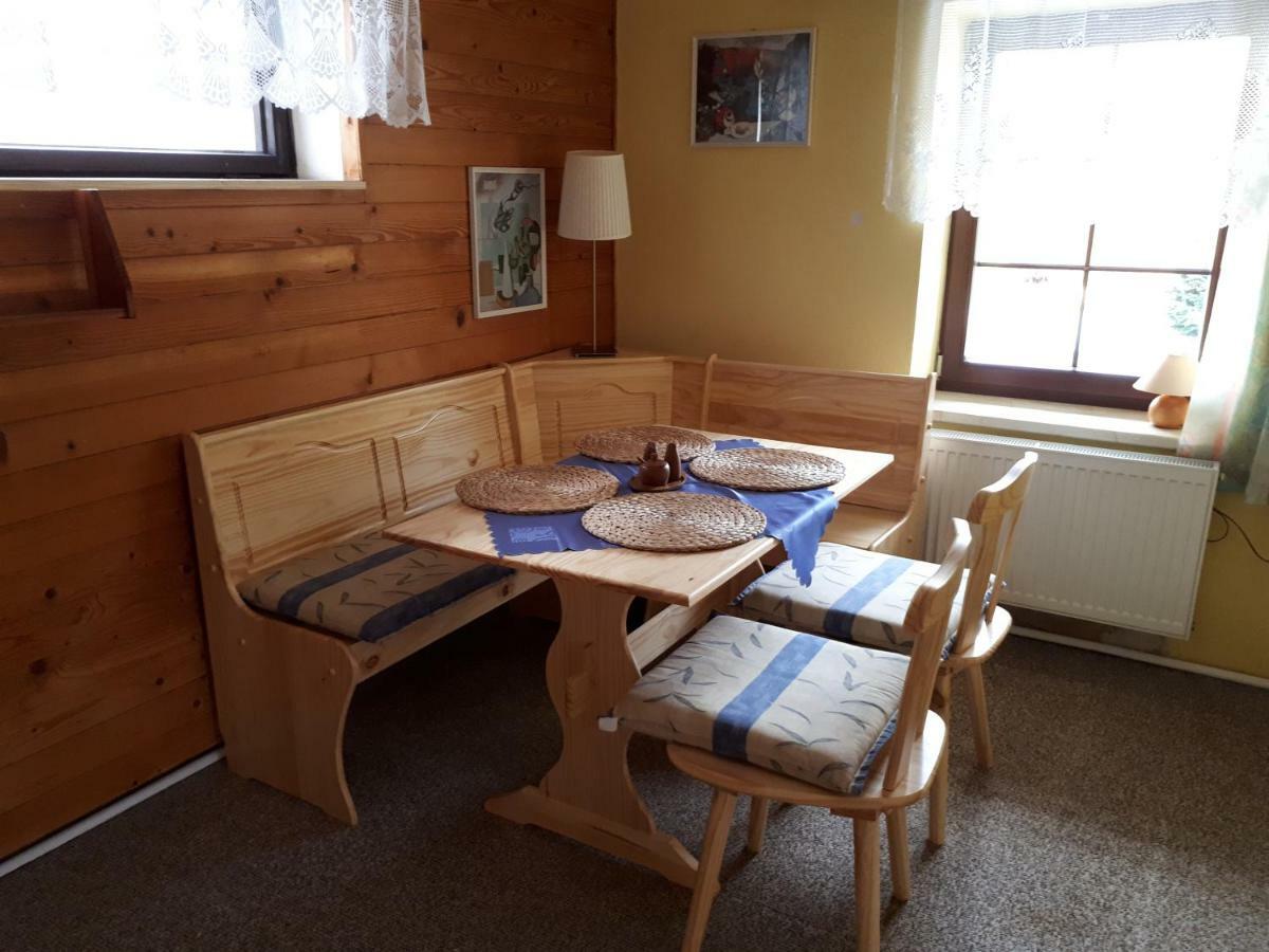 Privat - Melanie Appartement Vrchlabí Buitenkant foto