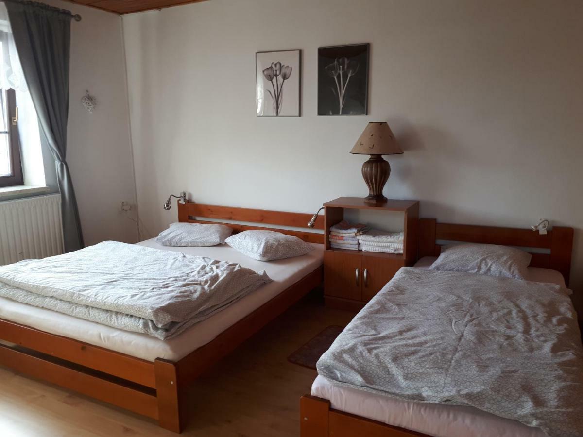 Privat - Melanie Appartement Vrchlabí Buitenkant foto